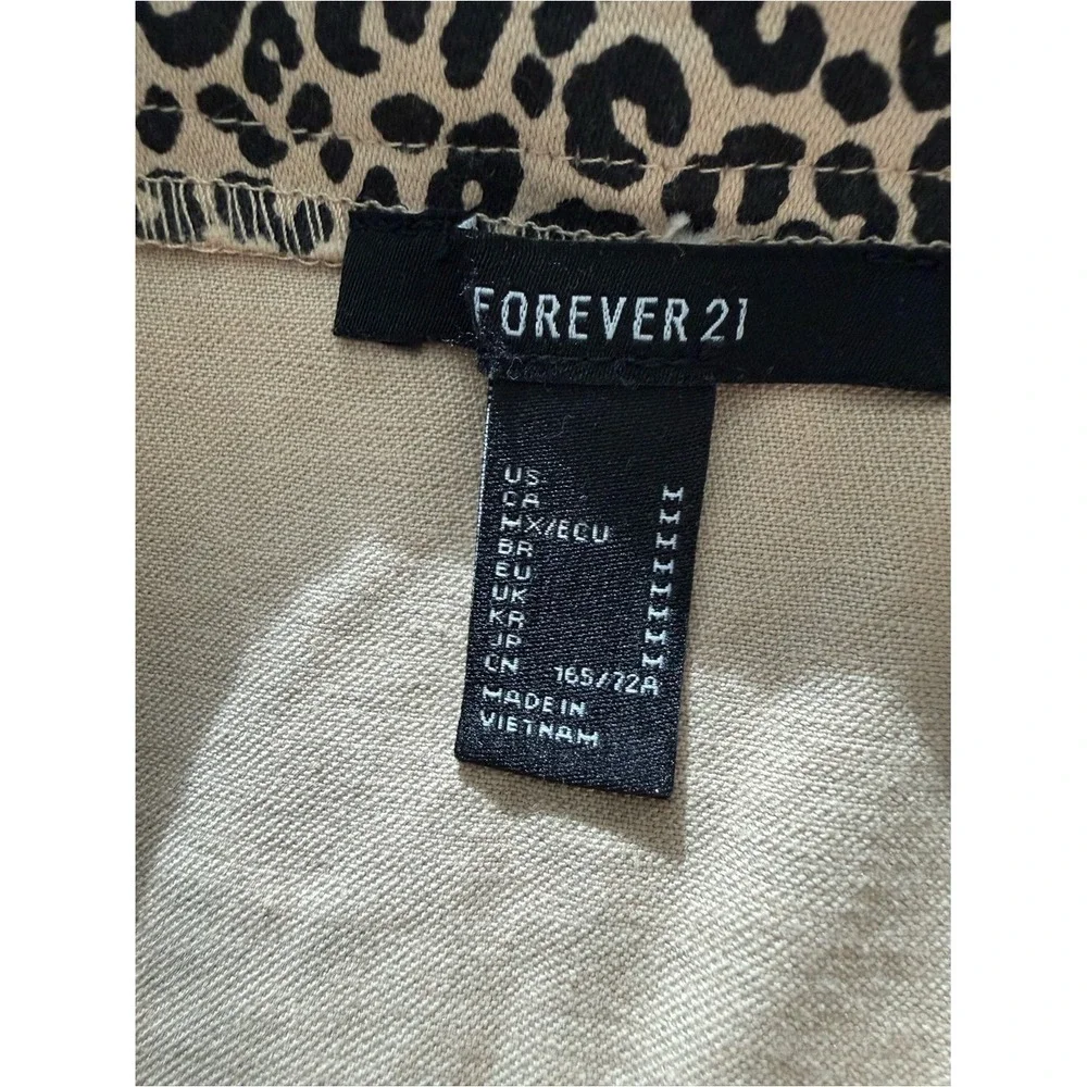 Leopard Button-Front Mini Skirt -‎ Size Medium
